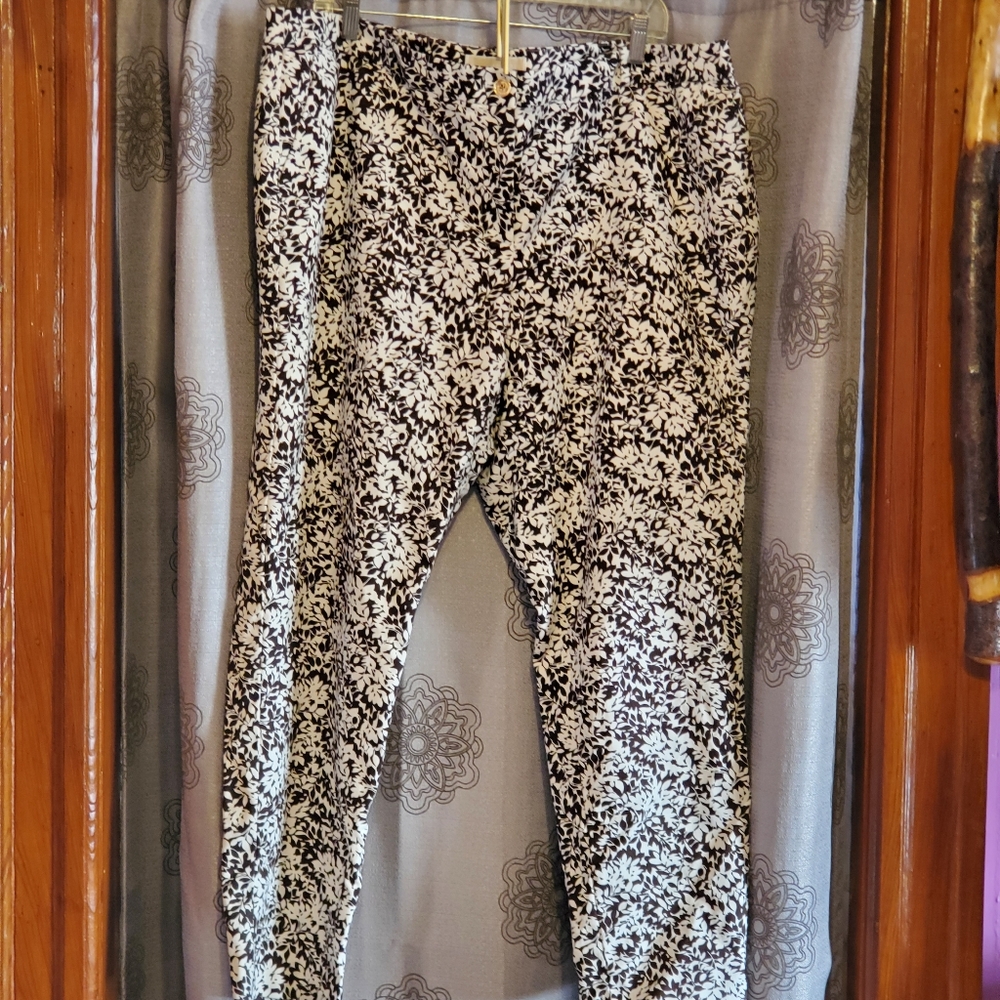 Michael Kors Women Brown Floral Pant Size 18W